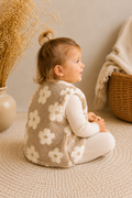 Handmade Teddyweste Blumen Sand – Baby- & Kinderweste mit Baumwolljersey