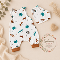 Safari Strampler mit Halstuch – Handmade Baby Strampler aus Jersey | Unisex Babykleidung