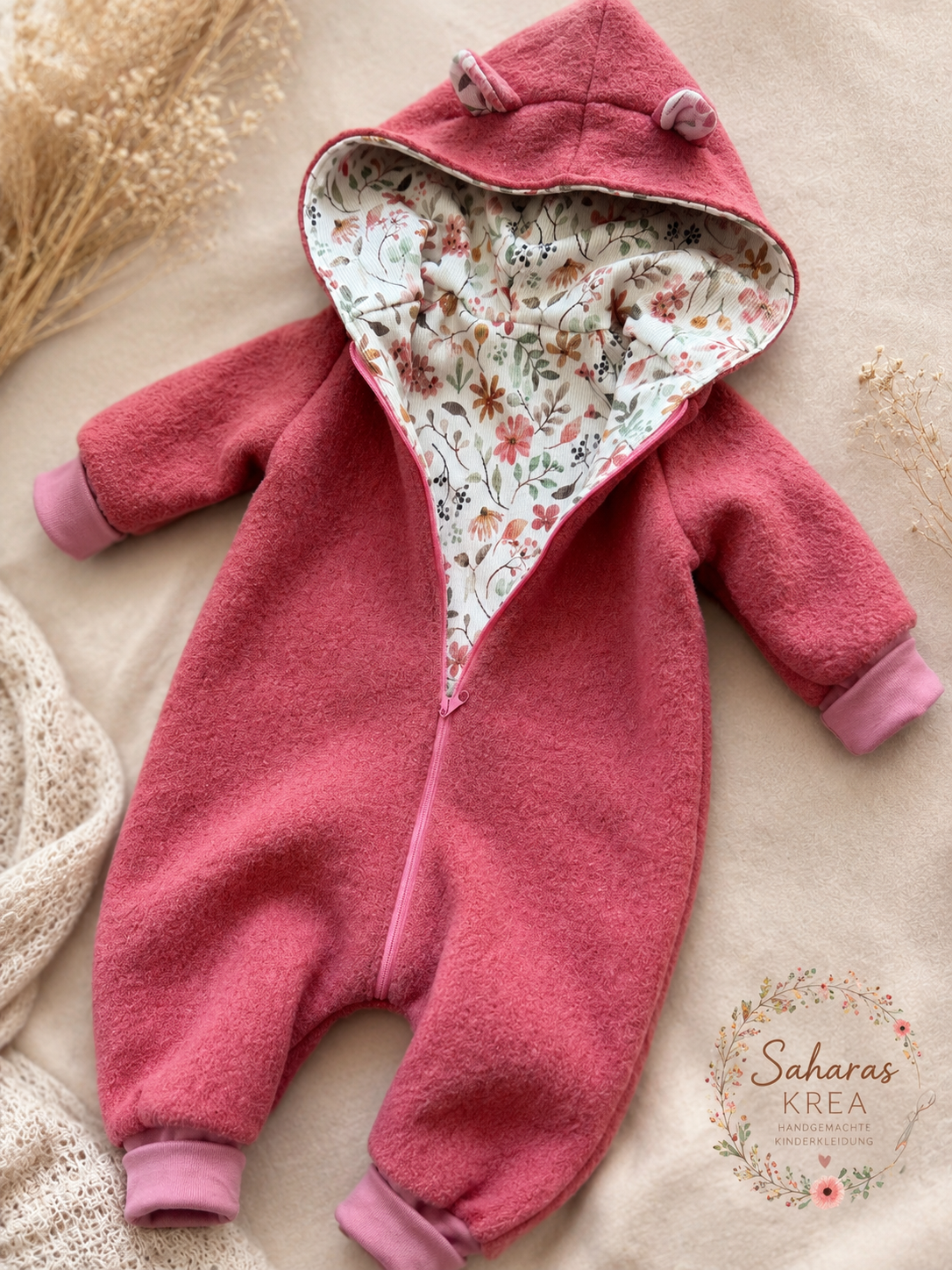 Wollwalk Overall aus Schurwolle in dunkle altrosa – mit Baumwolljersey | Baby Walkanzug mit Kapuze | Handmade Walkoverall